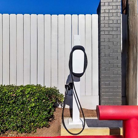 Americas Best Value Inn Houston Heights At I-45 Zewnętrze zdjęcie
