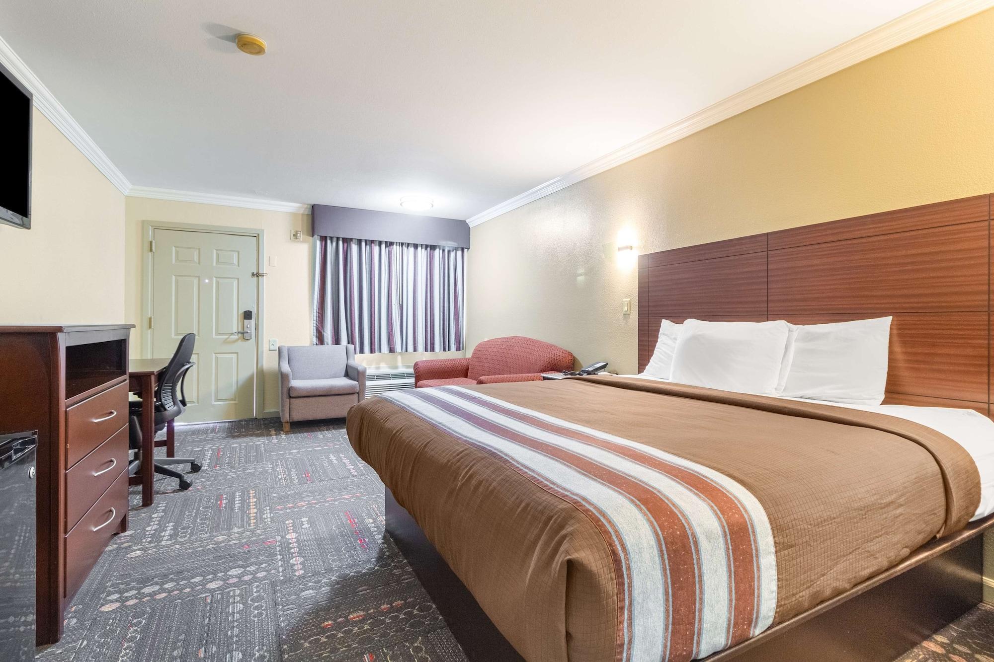Americas Best Value Inn Houston Heights At I-45 Zewnętrze zdjęcie